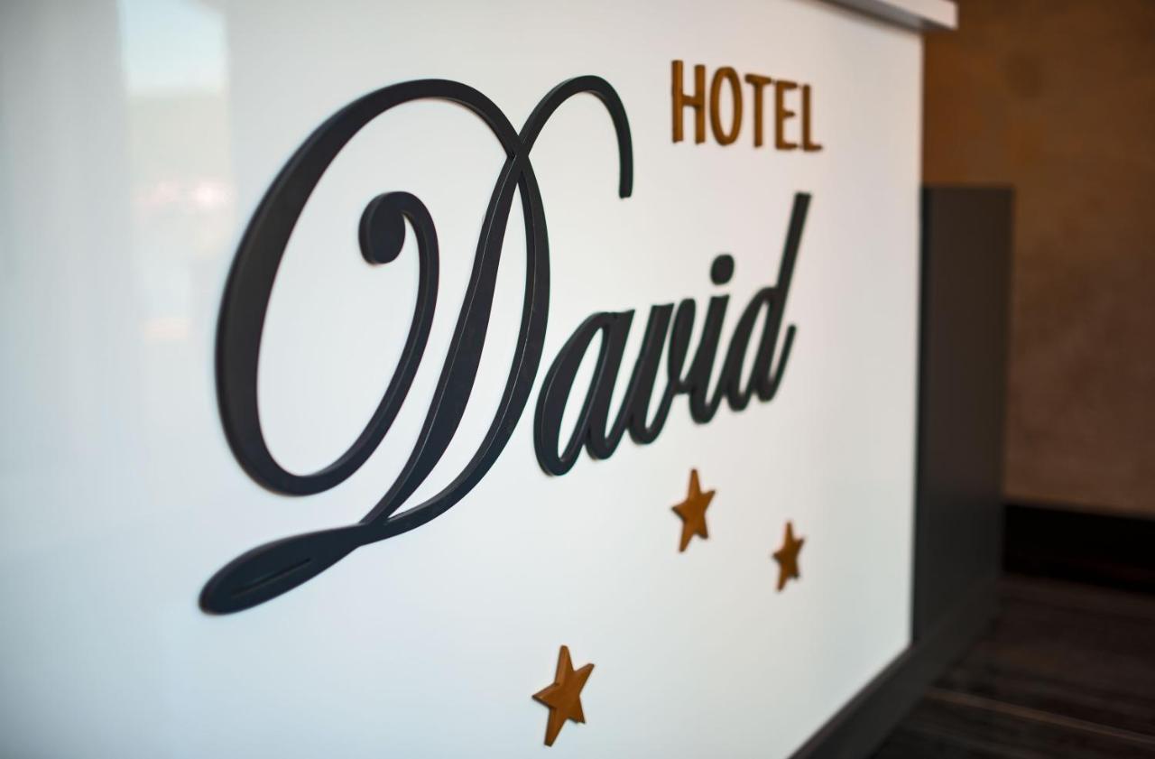 David Lux Beach Rooms Dobra Voda Eksteriør billede