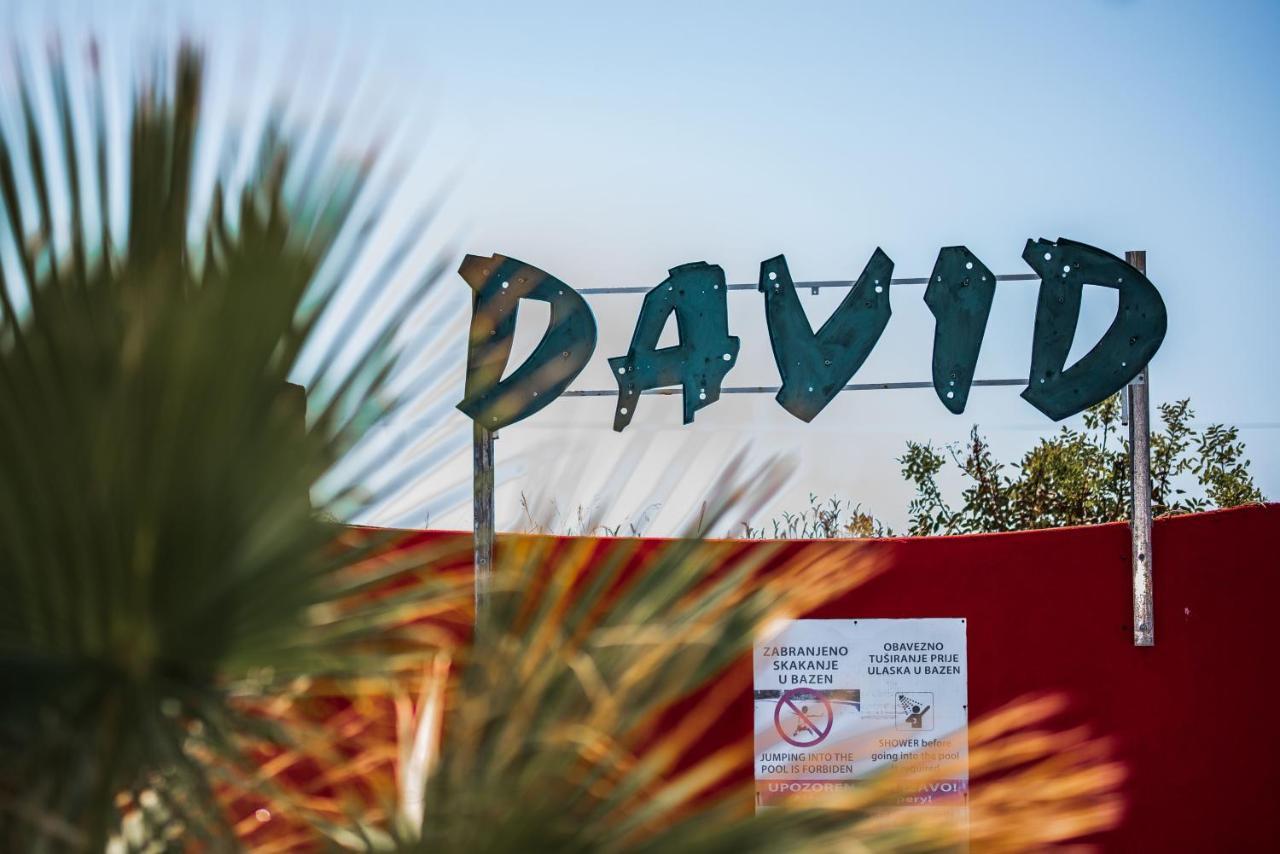 David Lux Beach Rooms Dobra Voda Eksteriør billede