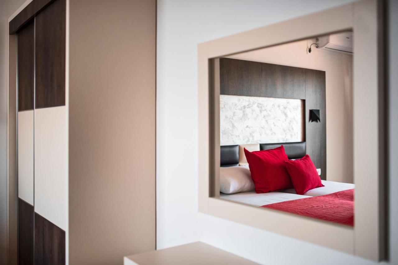 David Lux Beach Rooms Dobra Voda Eksteriør billede